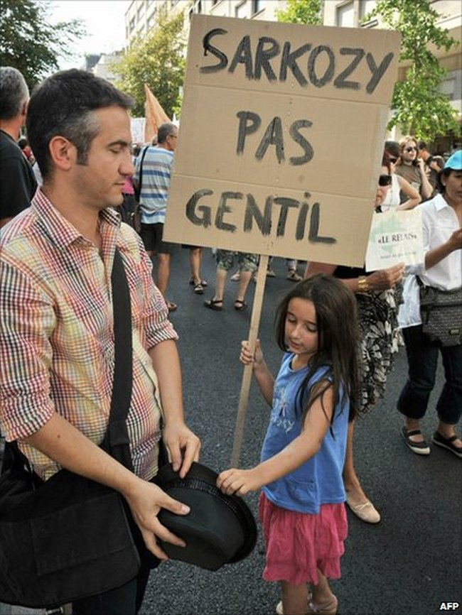 Roma protest